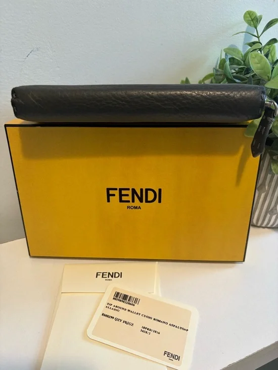 Fendi Selleria Cuoio Romano Leather Continental Wallet - Picture 2 of 11